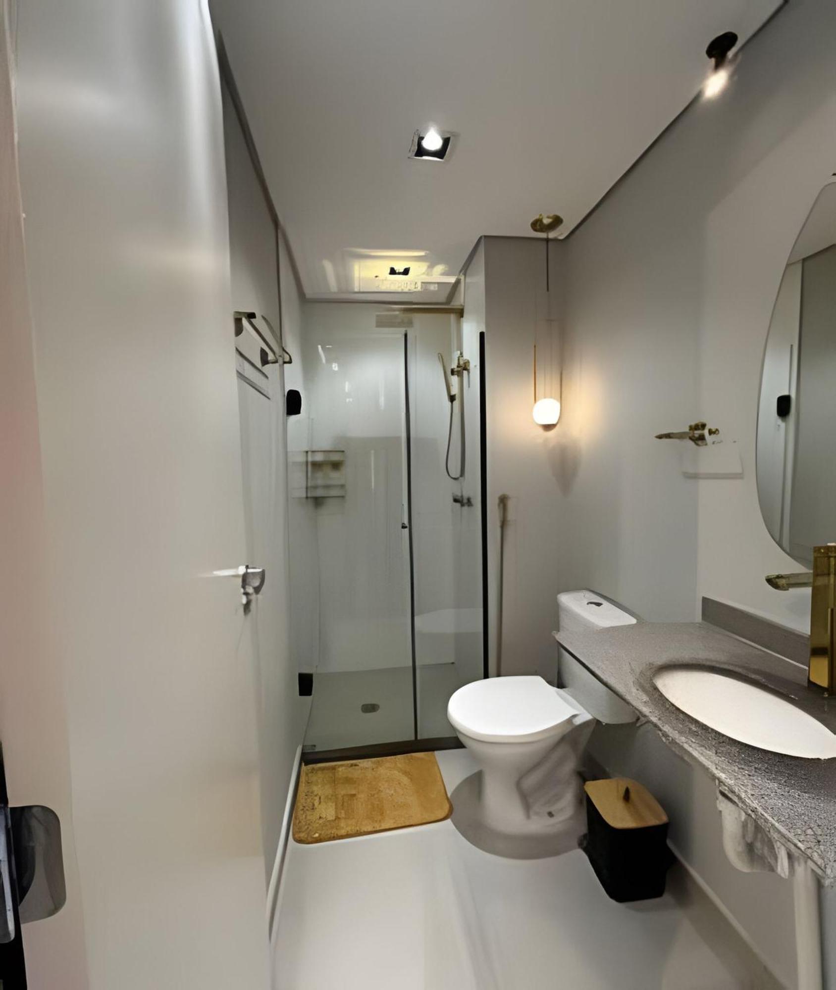 Com 2 Quartos Com Ar Em Moema Apartamento São Paulo